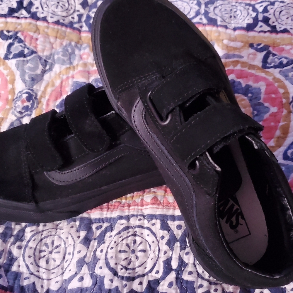 Vans velcro kids shoes